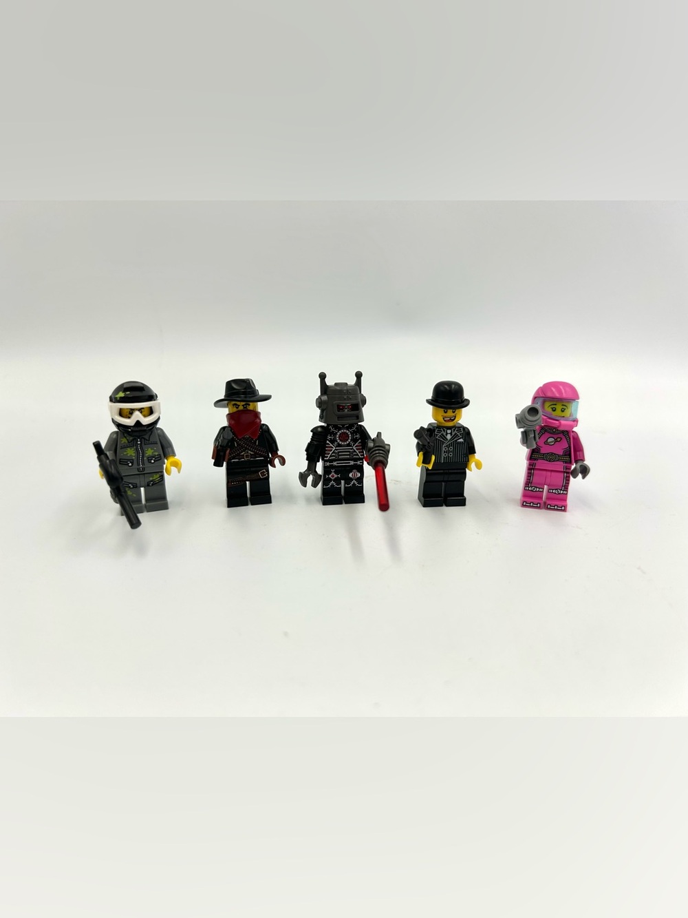 Lot 5 Lego Minifigures Paintballer Evil Robot Bandit Gangster Intergalactic Girl